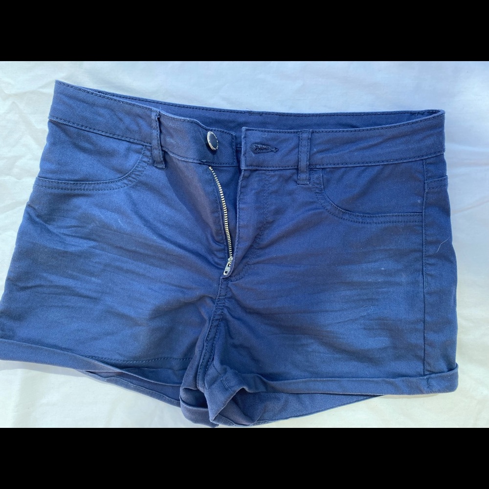 Divided h & m high waisted shorts